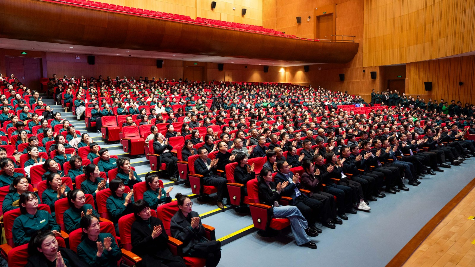 1762826371164784.jpg 4(1).jpg